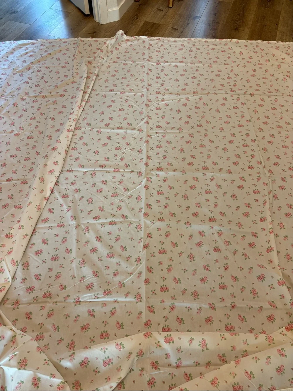 Vintage Laura Ashley Pink and Green Rose Print fitted/flat sheet set
